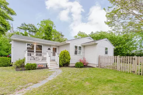 5 Douglass Rd, Cape May Court House, NJ 08210