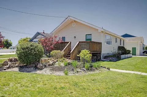 806 E Shore Dr, Brigantine, NJ 08203