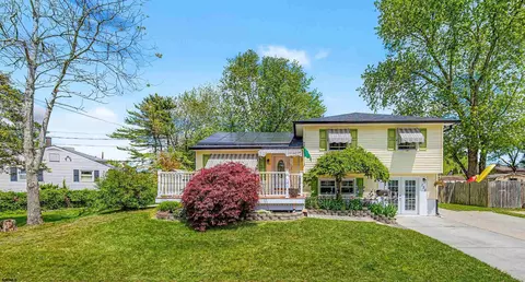 125 Exton Rd, Somers Point, NJ 08244