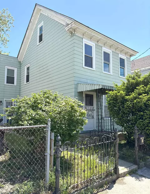 505 S 2nd St, Millville, NJ 08332