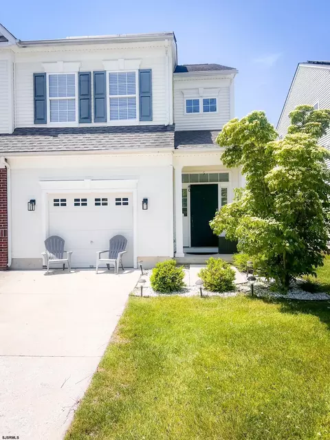 40 Meadow Cir, Hamilton, NJ 08330