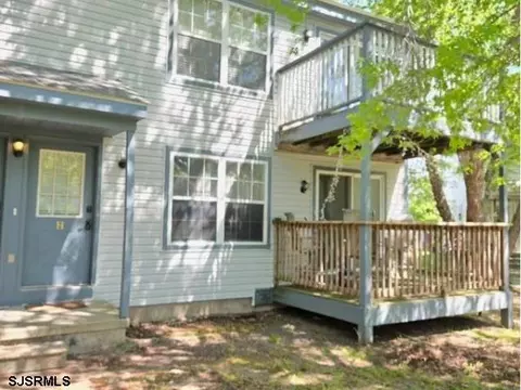 20 H Oyster Bay Rd #H, Absecon, NJ 08201