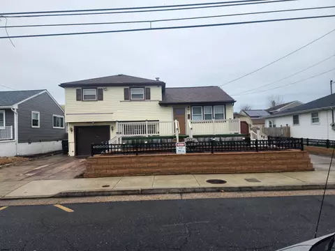 1121 N Michigan Ave, Atlantic City, NJ 08401