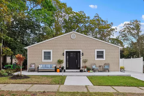 746 4th St, Somers Point, NJ 08244
