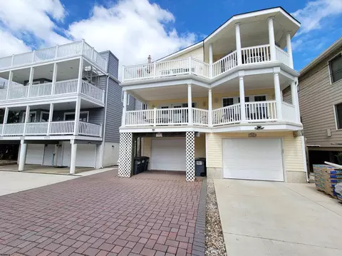3331 Central Ave #2, Ocean City, NJ 08226