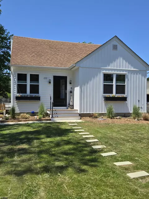 619 4th St, Absecon, NJ 08201