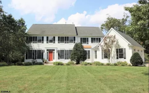 415 Pine Ave, Egg Harbor Township, NJ 08234