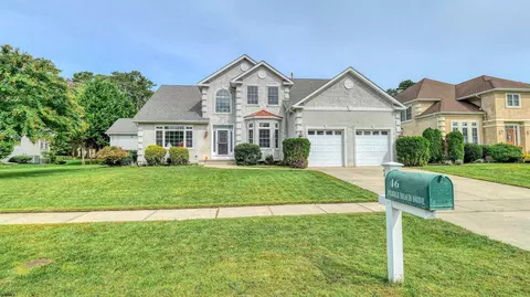 46 Pebble Beach Dr, Egg Harbor, NJ 08234