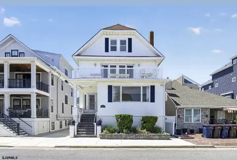 22 S Rosborough Ave, Ventnor City, NJ 08406