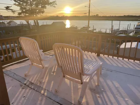6427 Monmouth Ave, Ventnor City, NJ 08406