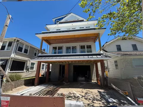 113 N Richards Ave, Ventnor City, NJ 08406