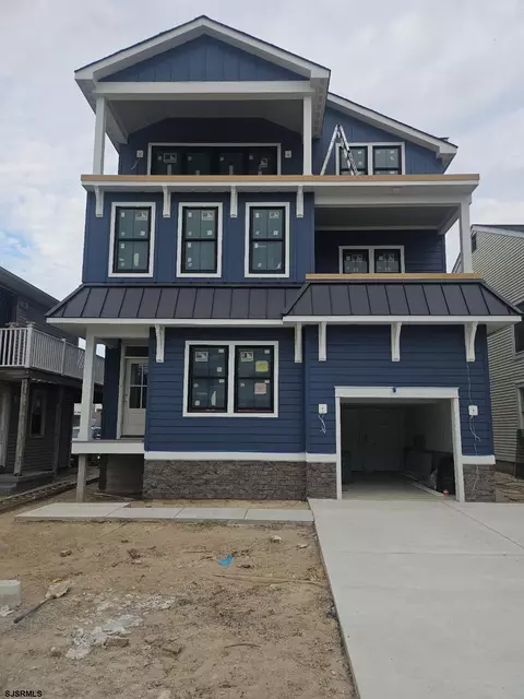 323 36th St, Brigantine, NJ 08203