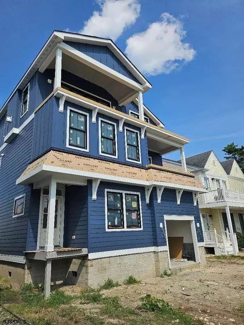 323 36th St, Brigantine, NJ 08203