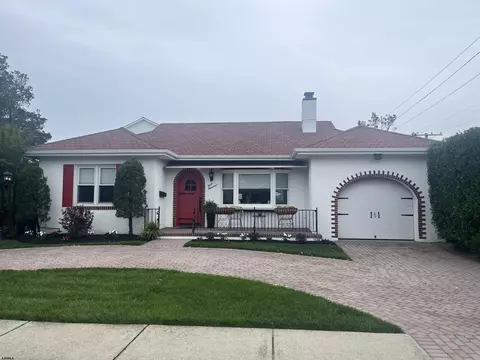 300 S 19th St, Brigantine, NJ 08203