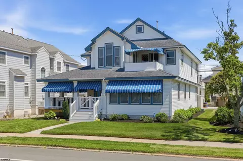 1817 W Ave, Ocean City, NJ 08226
