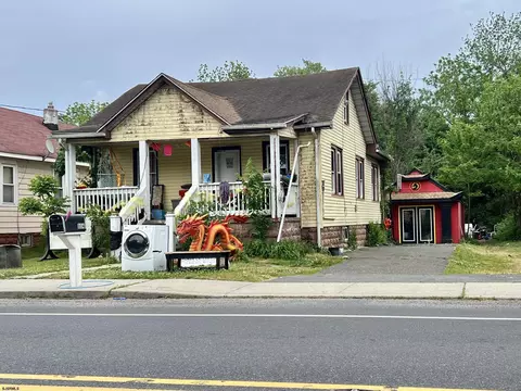 804 S New Rd, Pleasantville, NJ 08232