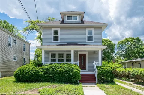 28 Roosevelt Ave, Northfield, NJ 08225