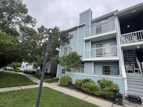 316 Heather Croft #316, Egg Harbor Township, NJ 08234