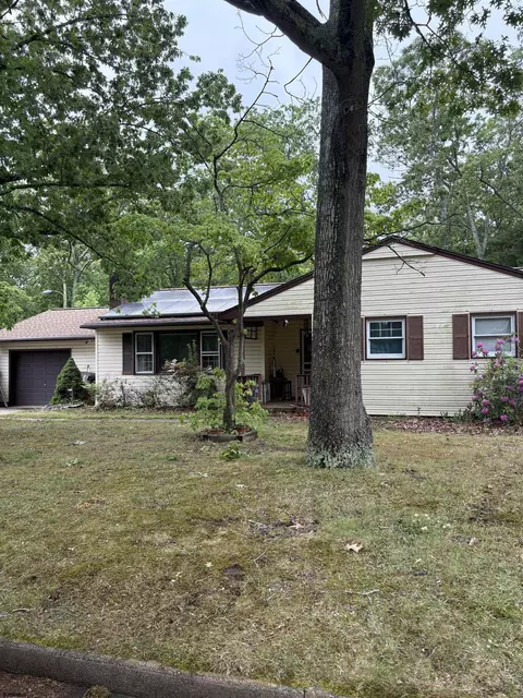 913 Bleneheim Ave, Absecon, NJ 08201