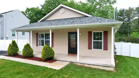 209 New York Ave, Egg Harbor City, NJ 08215