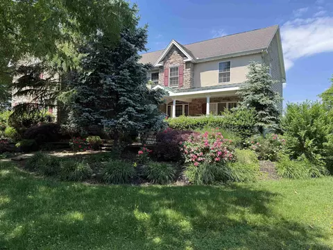 1 Barr Ct, Linwood, NJ 08221