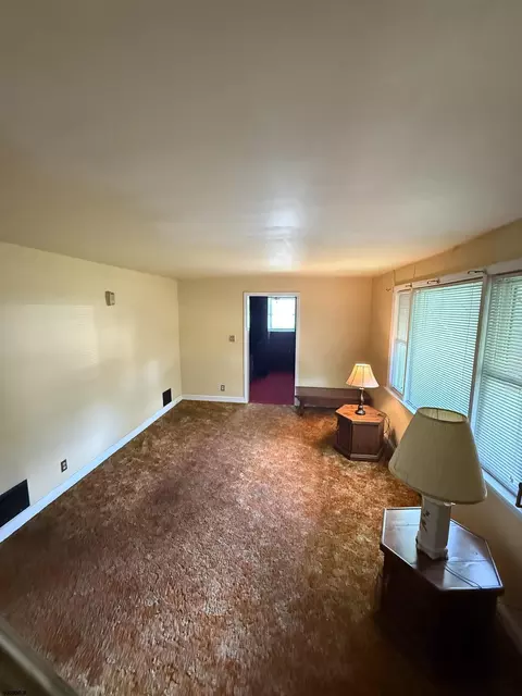 Living - 650 Grape St, Hammonton, NJ 08037 photo 2 of 2