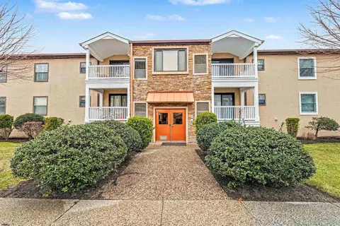 25 N Madison Ave #A 6, Margate City, NJ 08402