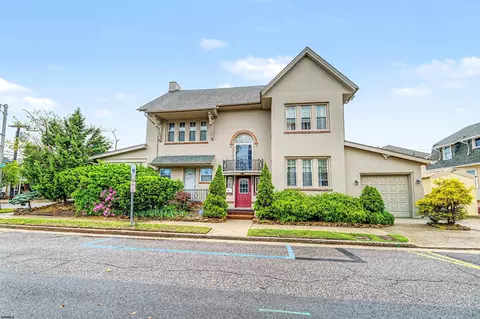 2 N Montgomery Ave, Atlantic City, NJ 08401
