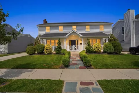 407 N Douglas Ave, Margate City, NJ 08402