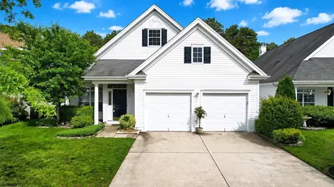 118 Burnside Dr, Egg Harbor Township, NJ 08234