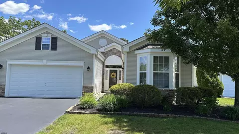 12 Wicklow Ter, Galloway, NJ 08205