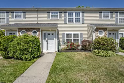 121 London Ct #121, Egg Harbor Township, NJ 08234