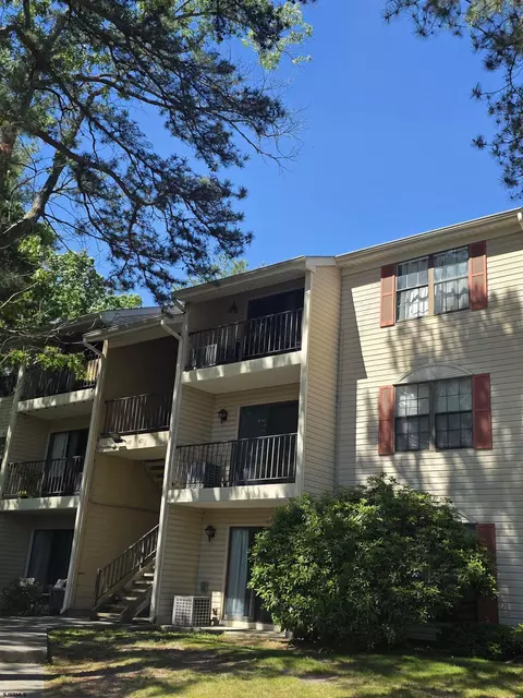 51 Federal Ct #51, Galloway, NJ 08205