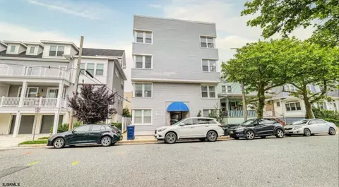 11 S Nashville Ave #D3, Ventnor City, NJ 08406