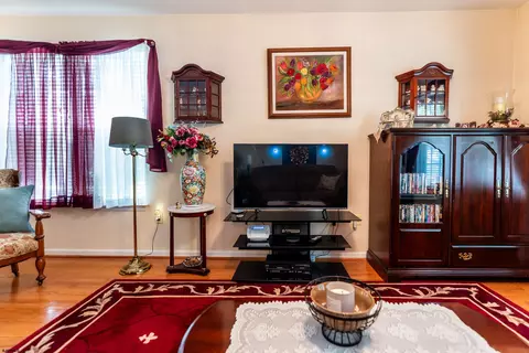 Living - 2 Derby Dr, Galloway, NJ 08205 photo 3 of 3