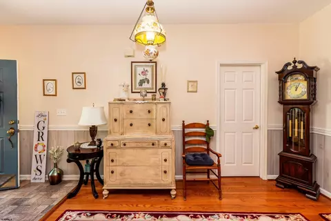 Entry Way - 2 Derby Dr, Galloway, NJ 08205 photo 4 of 4
