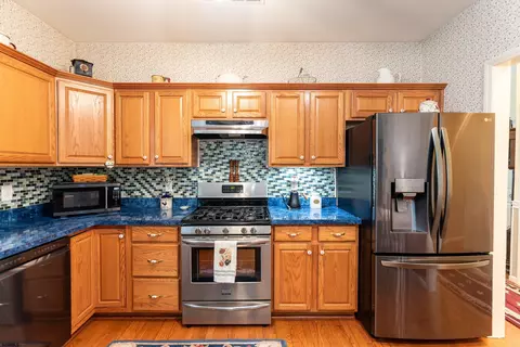 Kitchen - 2 Derby Dr, Galloway, NJ 08205 photo 2 of 2