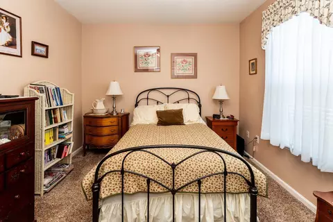 Bedroom - 2 Derby Dr, Galloway, NJ 08205 photo 5 of 6