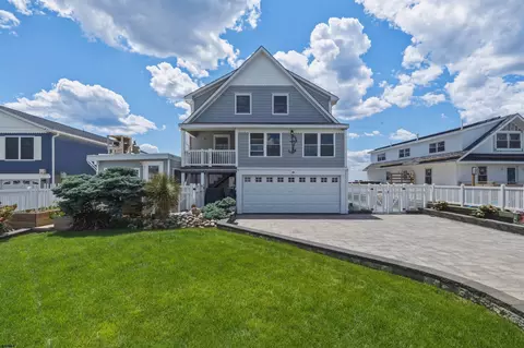 266 New Jersey Ave, Fortescue, NJ 08321