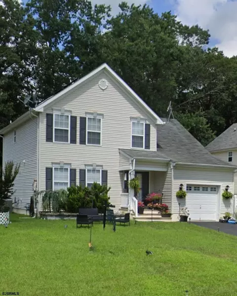 445 Poplar Ave, Absecon, NJ 08205