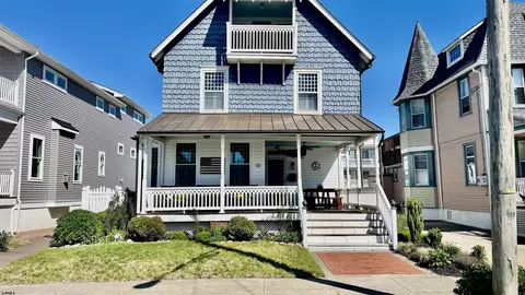 30 Central Ave, Ocean City, NJ 08226