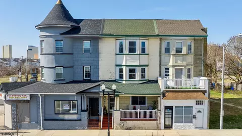 323 Atlantic Ave, Atlantic City, NJ 08401