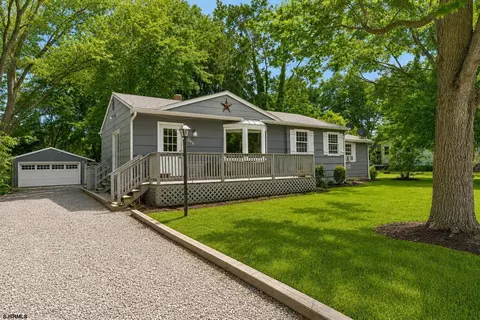 305 Ohio Ave, Egg Harbor Township, NJ 08234