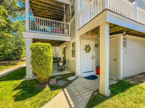 4863 Bayberry Pl #227, Hamilton, NJ 08330