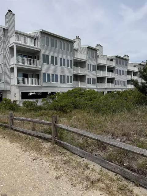 300 E Brigantine Ave #10, Brigantine, NJ 08203