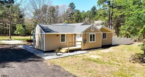 6734 Weymouth Rd, Mays Landing, NJ 08330