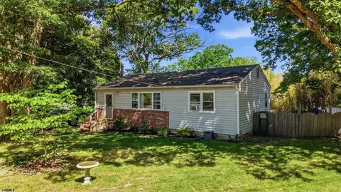 103 Robert Best Rd, Egg Harbor Township, NJ 08234