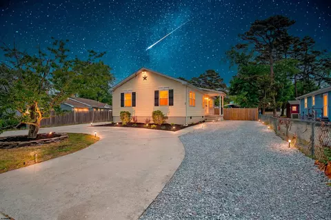 226 Bethel Rd, Somers Point, NJ 08244