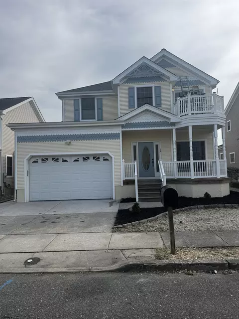 14 W 28 St, Ocean City, NJ 08226