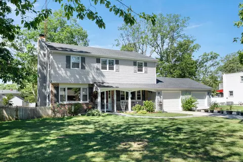 22 Black Oak Dr, Ocean View, NJ 08230